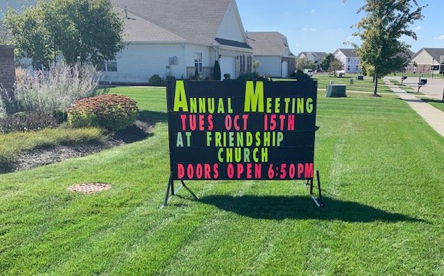 Custom HOA signs for meetings and garage sales by Black Sign Specialist